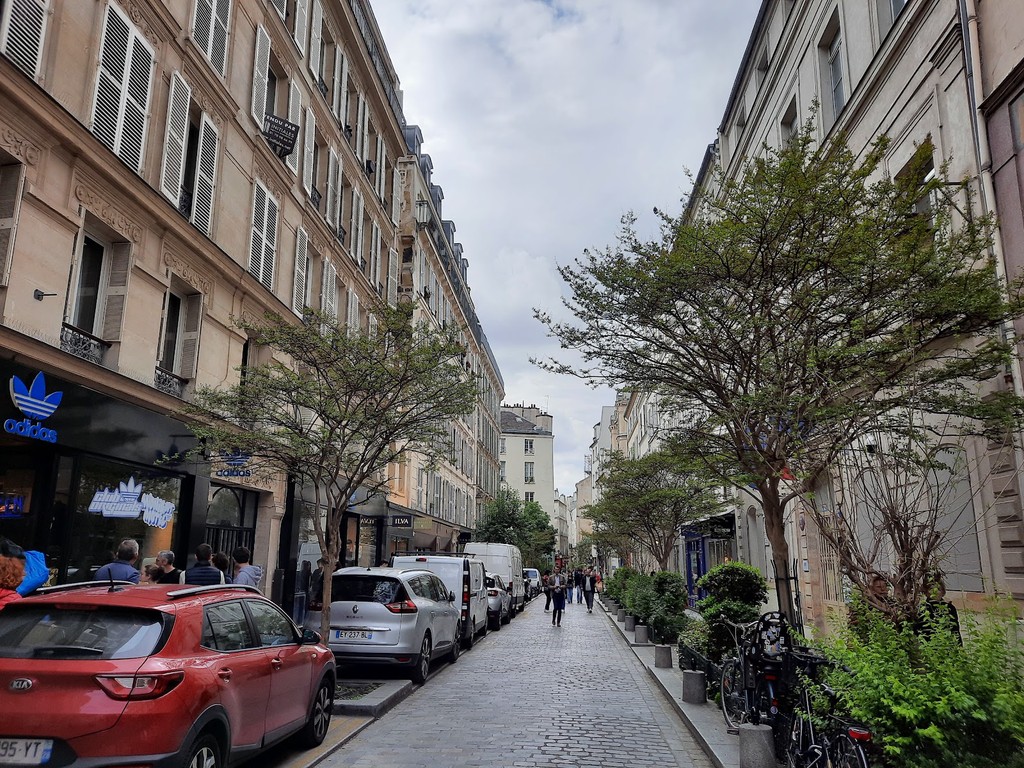 Rue des Rosiers (Source: Google Maps)