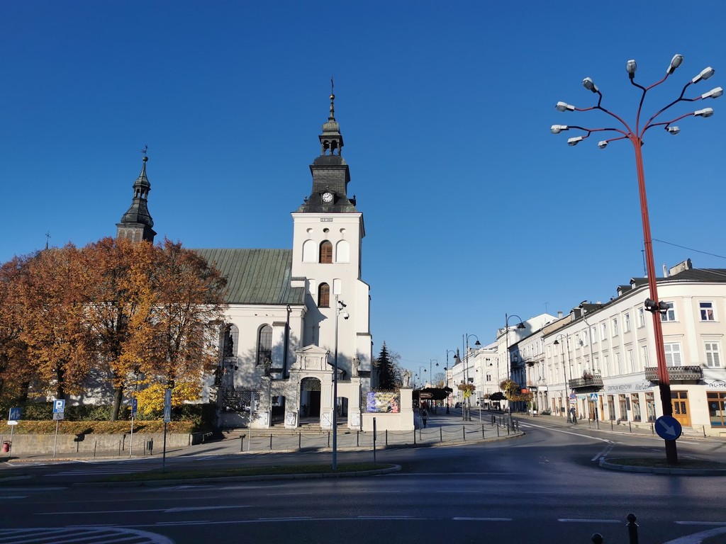 Holy Cross Church (Source: Google Maps)