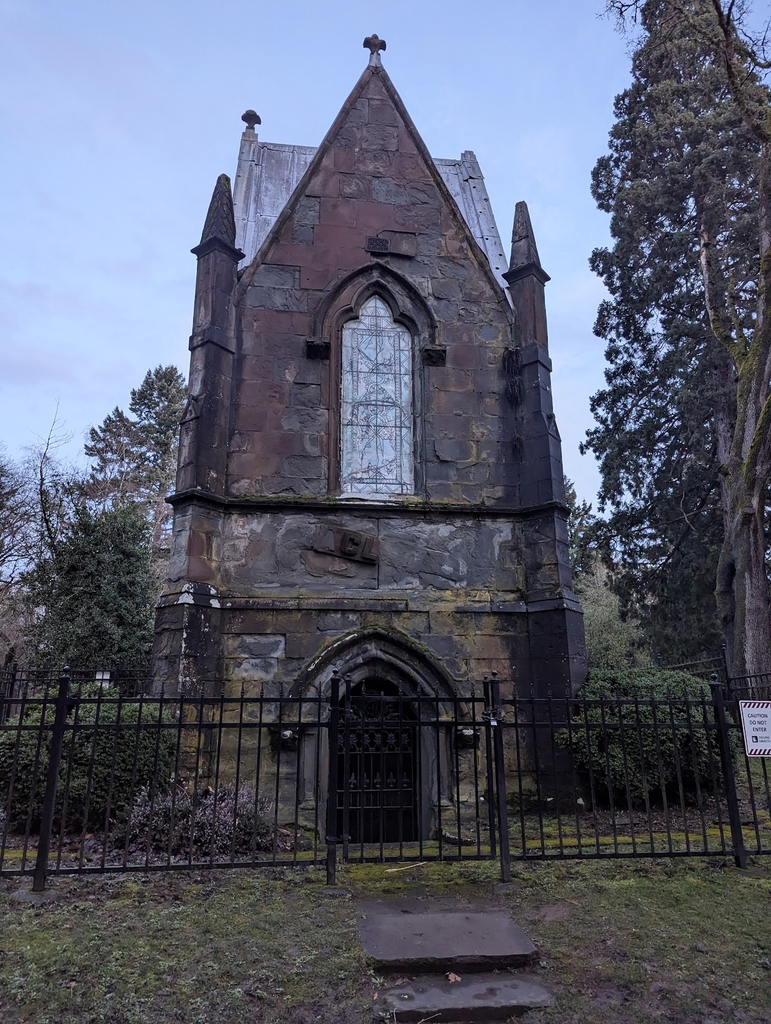 Lone Fir Cemetery (Source: Google Maps)