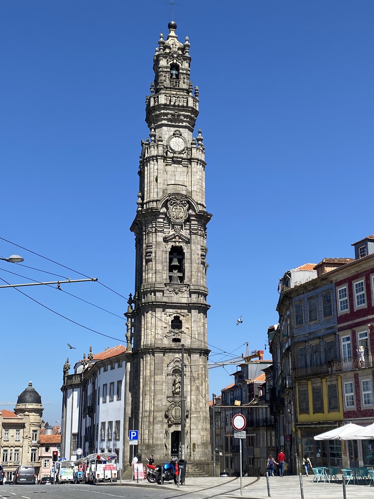 Clérigos Tower (Source: Google Maps)