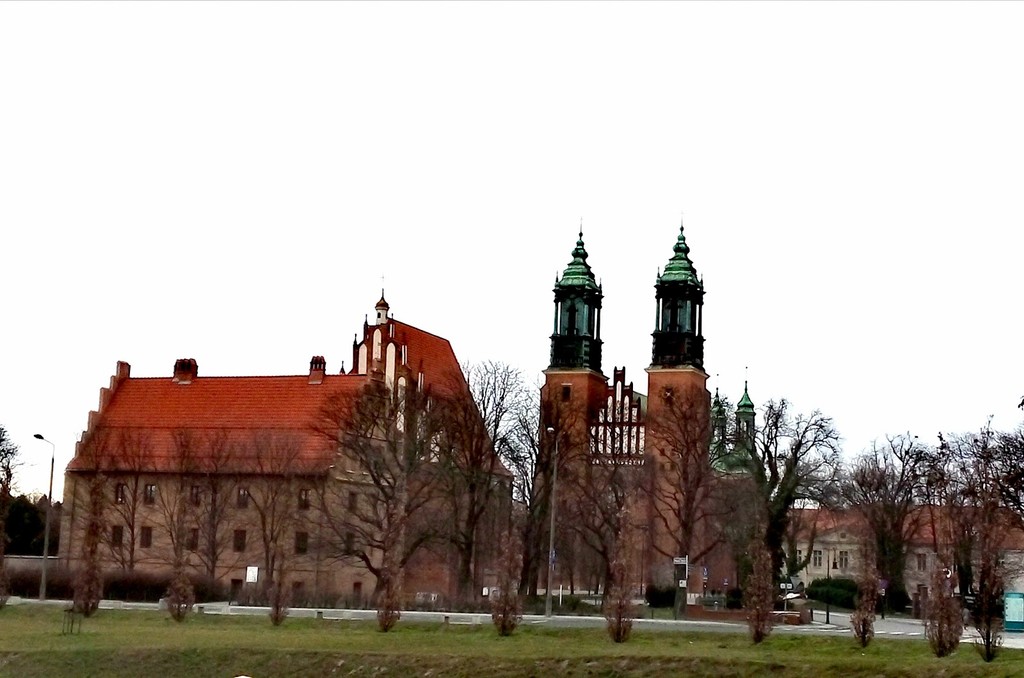 Poznań Cathedral (Archcathedral Basilica of St. Peter and St. Paul) (Source: Google Maps)