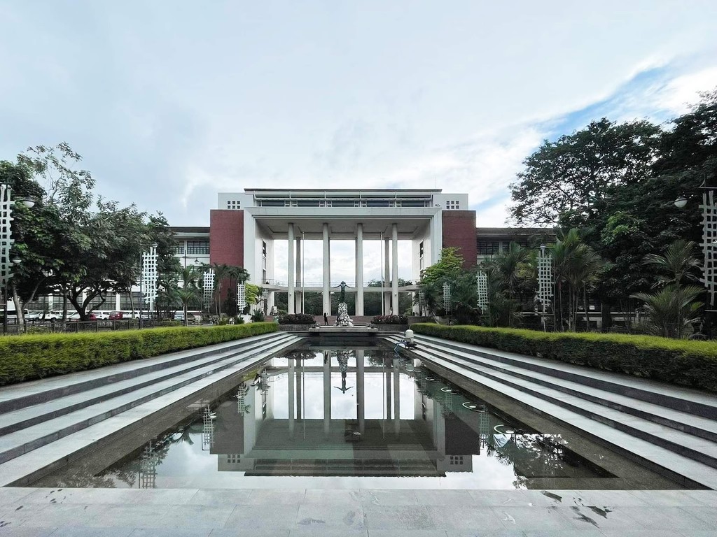 University of the Philippines Diliman - Oblation Plaza (Source: Google Maps)