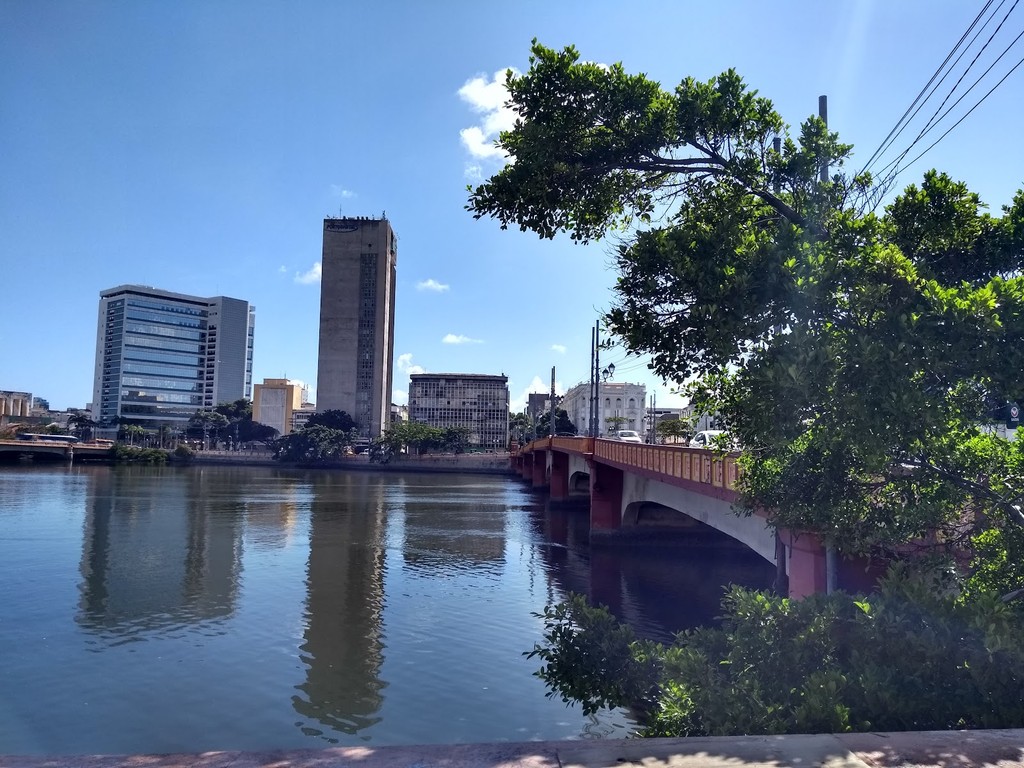 Ponte Maurício de Nassau (Source: Google Maps)