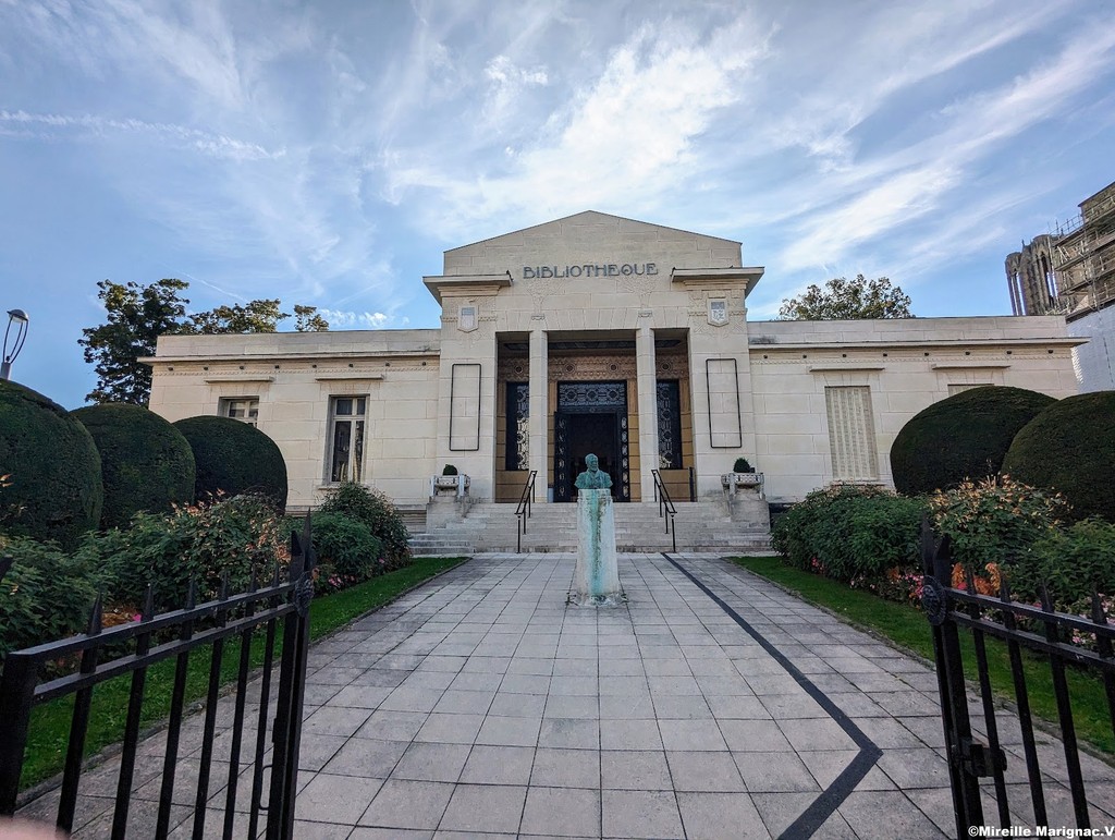 Bibliothèque Carnegie (Source: Google Maps)