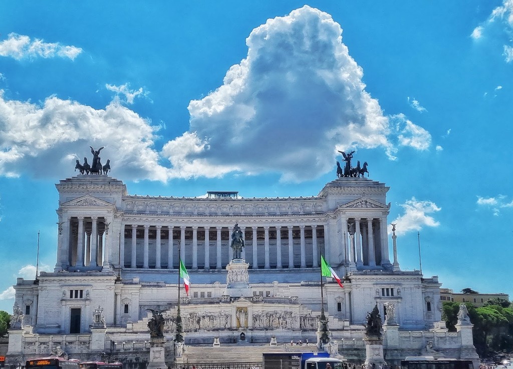 Piazza Venezia (Source: Google Maps)