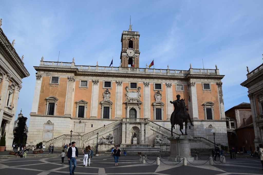 Piazza del Campidoglio (Source: Google Maps)