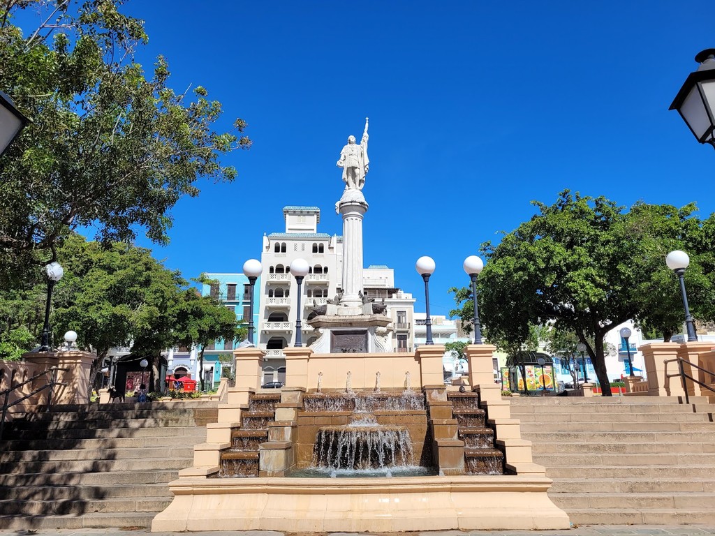 Plaza Colón (Source: Google Maps)