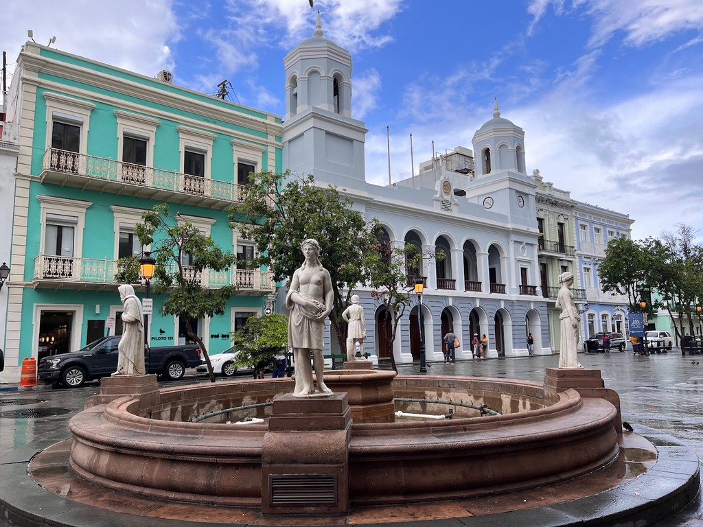 Plaza de Armas (Source: Google Maps)