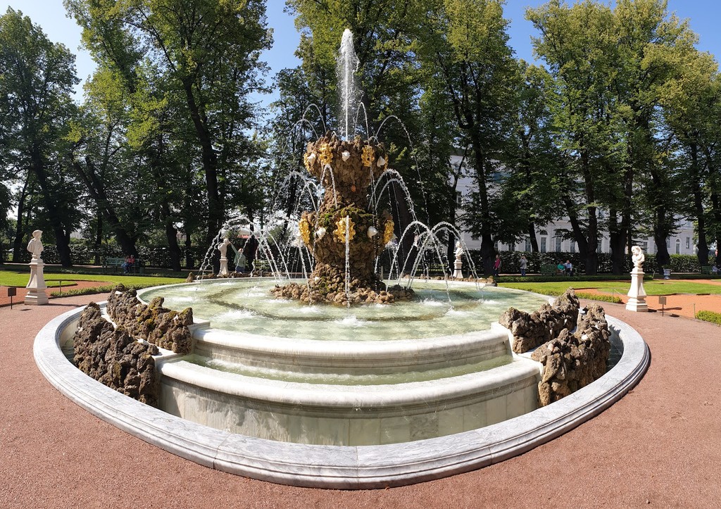 Summer Garden (Letny Sad) (Source: Google Maps)