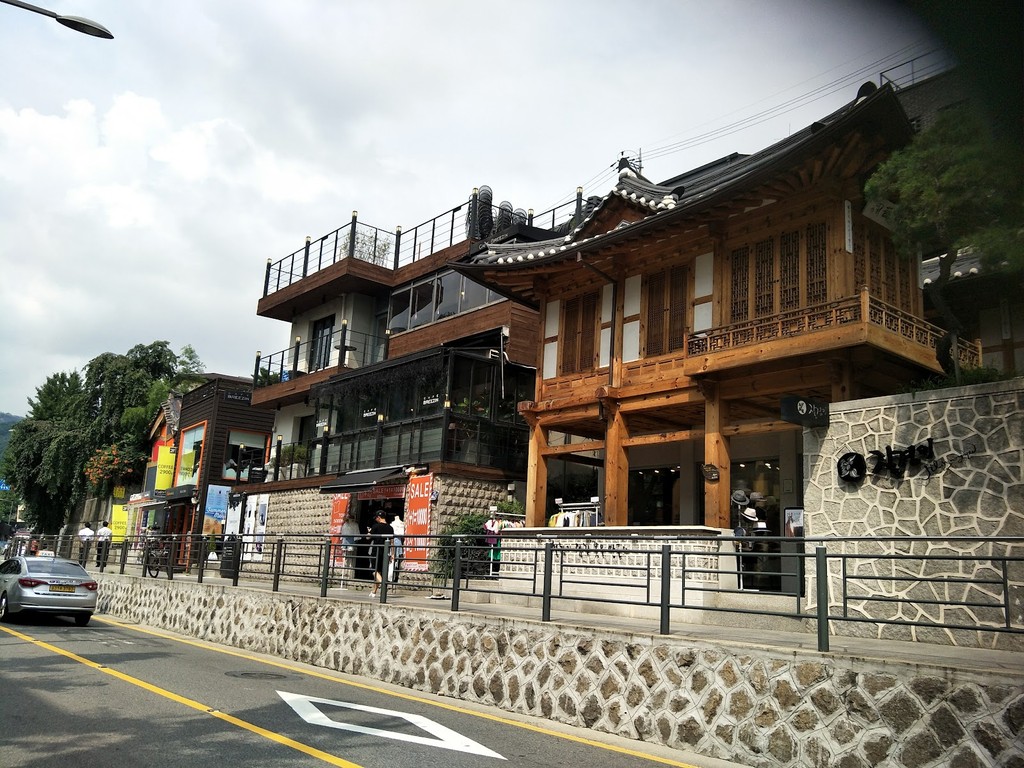 Samcheongdong-gil Road (Source: Google Maps)
