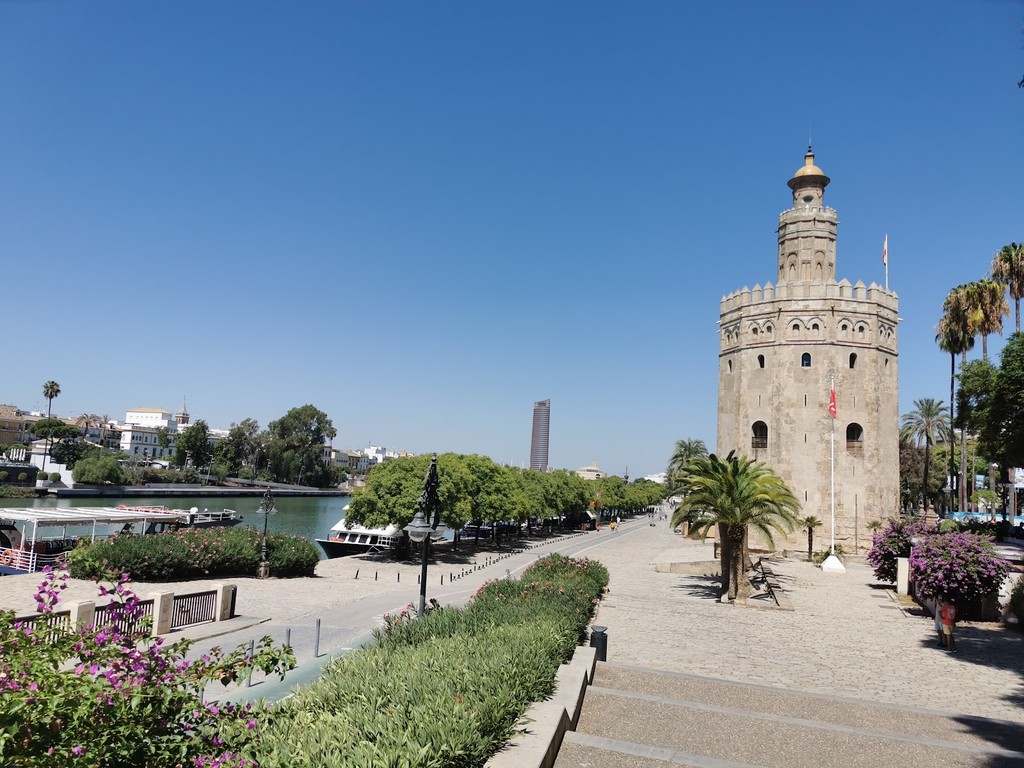 Torre del Oro (Source: Google Maps)