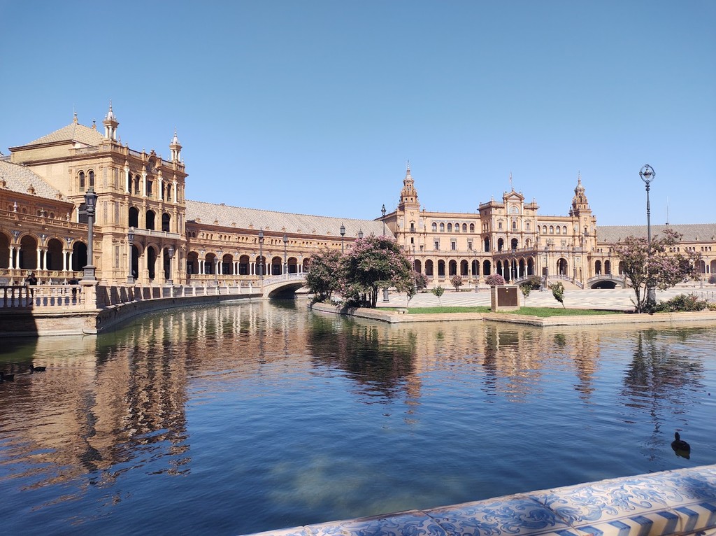 Plaza de España (Source: Google Maps)