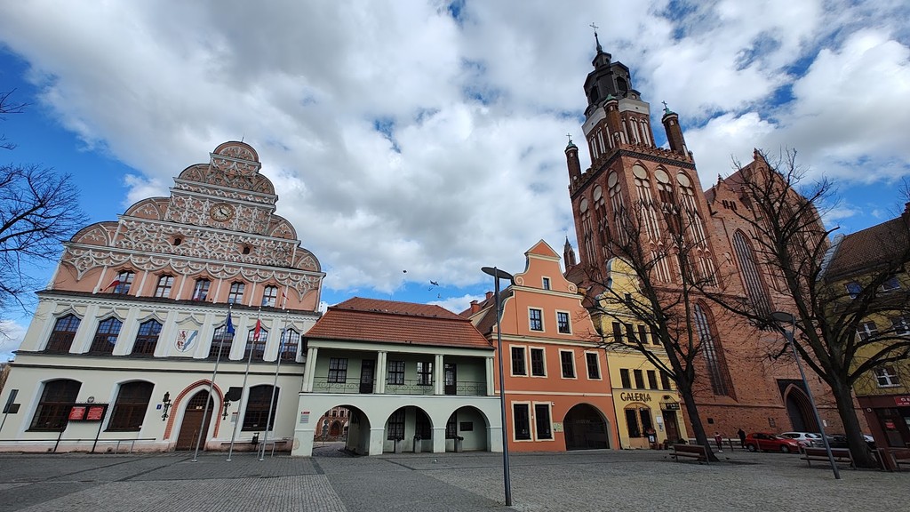 The Old Town Hall (Ratusz) (Source: Google Maps)