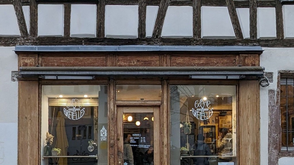 Café Bretelles (Source: Google Maps)
