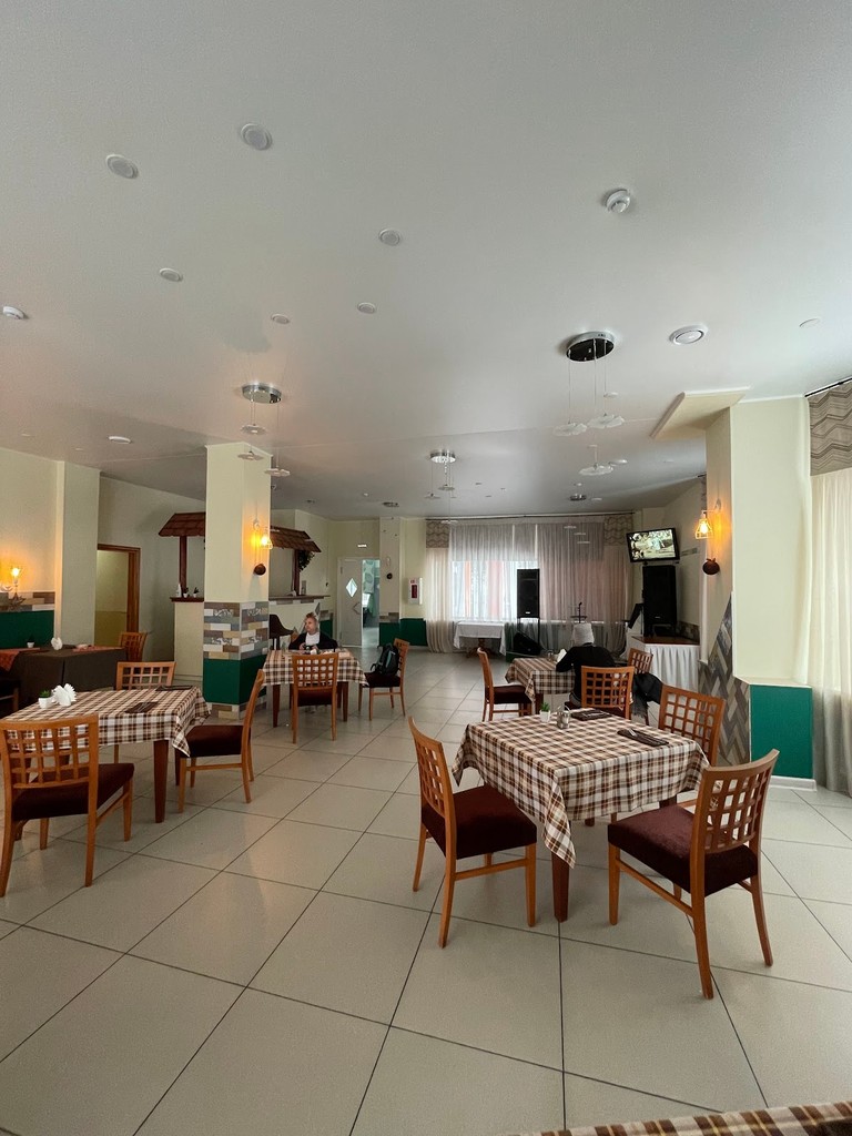 Cafe "Vecherniy Surgut" (Source: Google Maps)