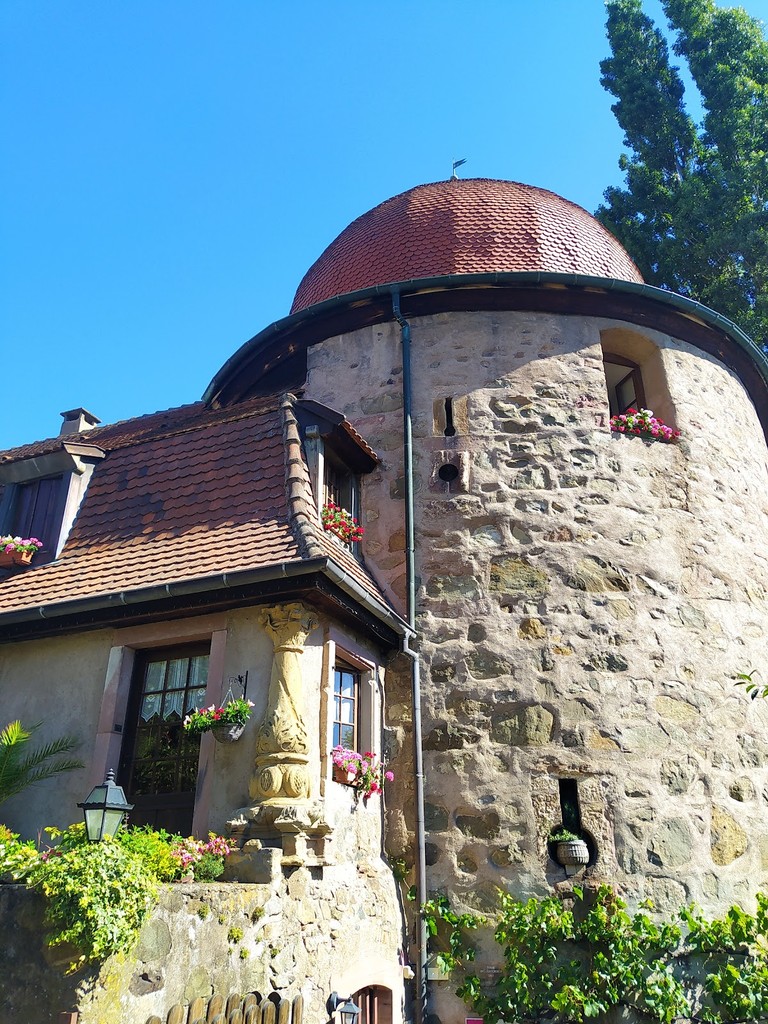 The Witch's Tower (Tour des Sorcières) (Source: Google Maps)