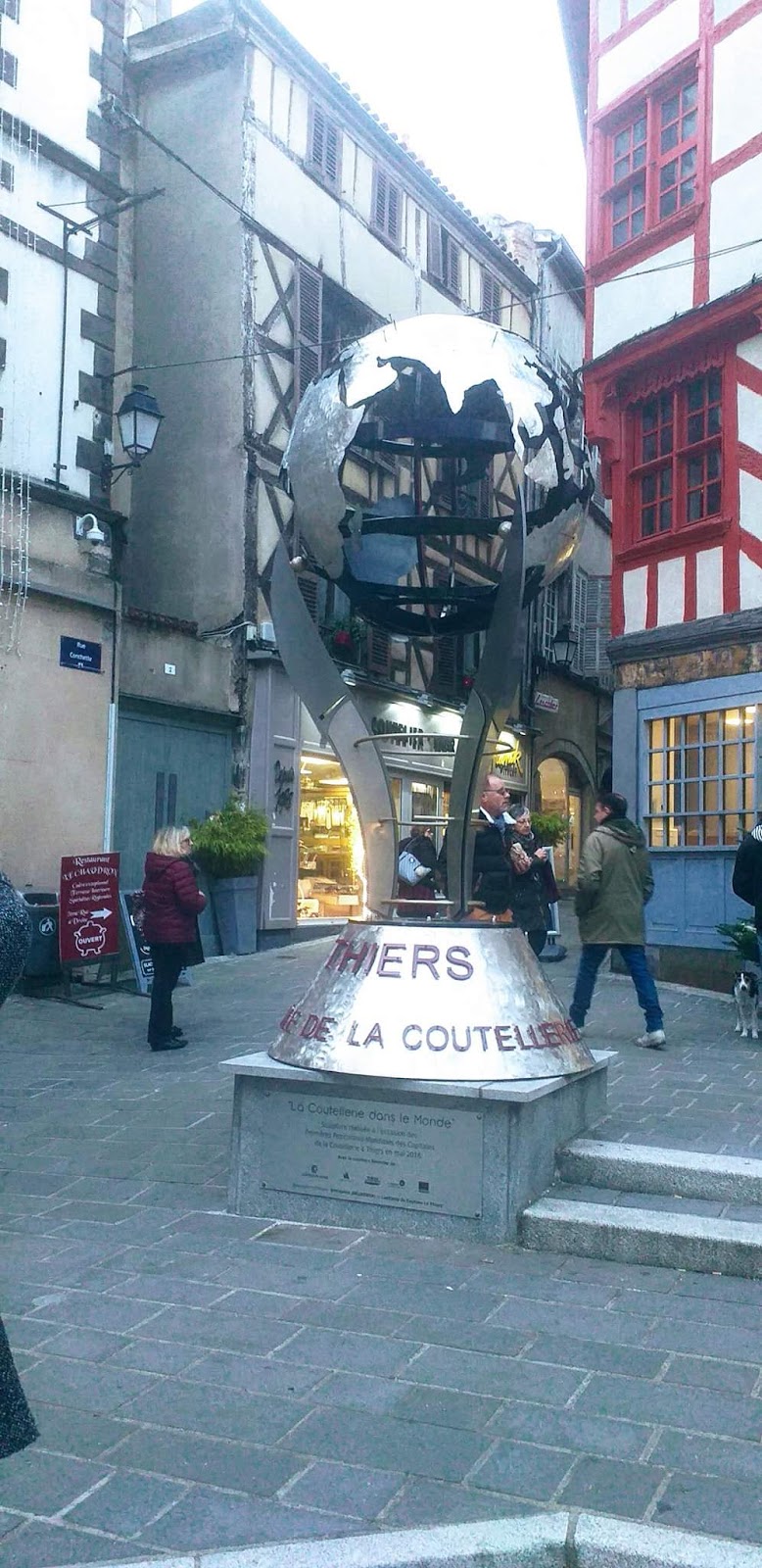 Place Antonin Chastel (Source: Google Maps)
