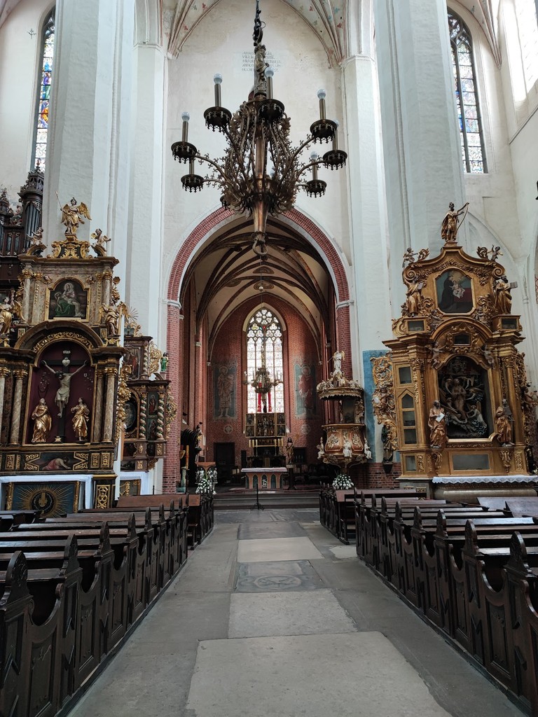 St. John's Cathedral (Bazylika Katedralna św. Jana Chrzciciela i św. Jana Ewangelisty) (Source: Google Maps)