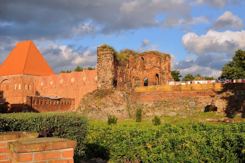 Teutonic Castle Ruins (Source: Google Maps)