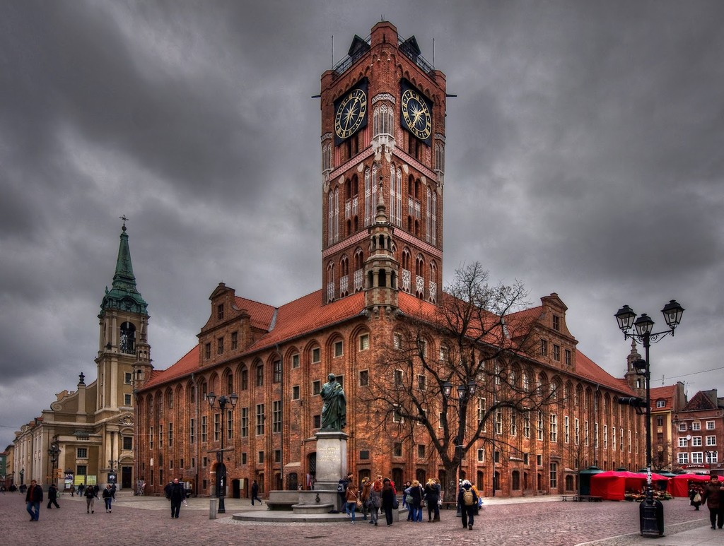 Toruń Old Town Hall (Ratusz Staromiejski) (Source: Google Maps)