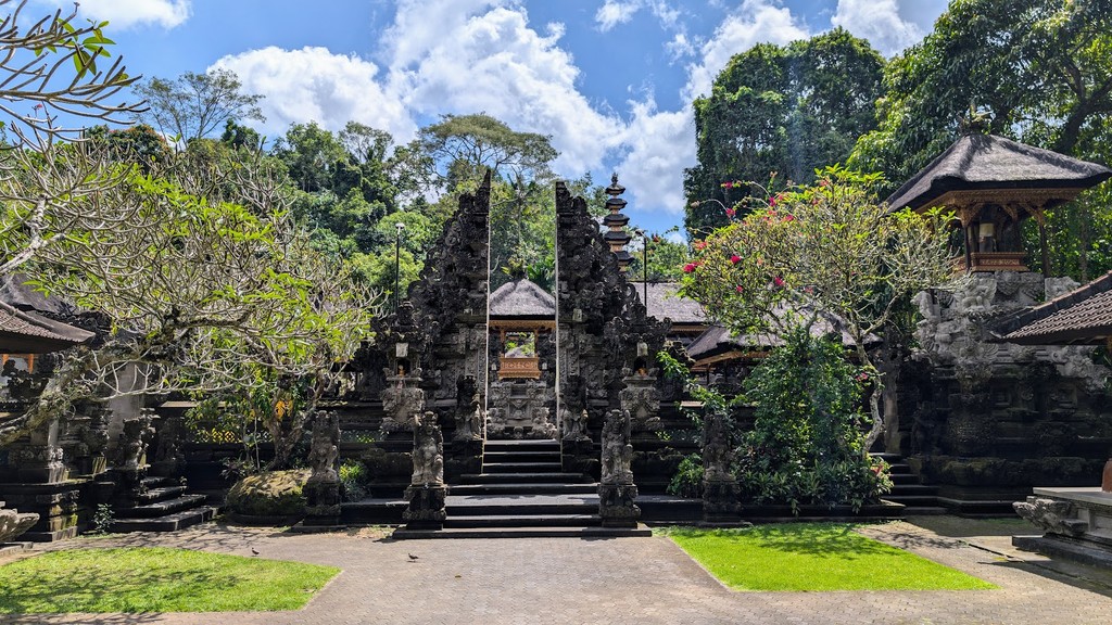 Pura Gunung Lebah (Source: Google Maps)