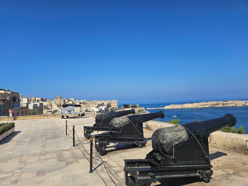 The Saluting Battery (Source: Google Maps)