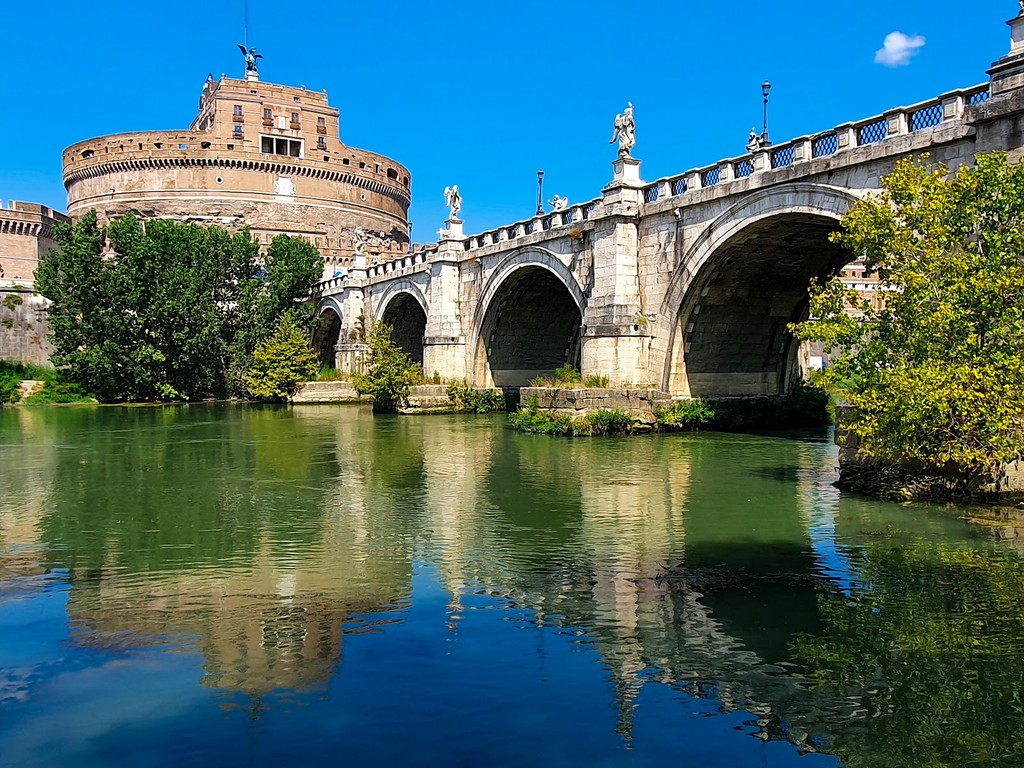 Ponte Sant'Angelo (Source: Google Maps)