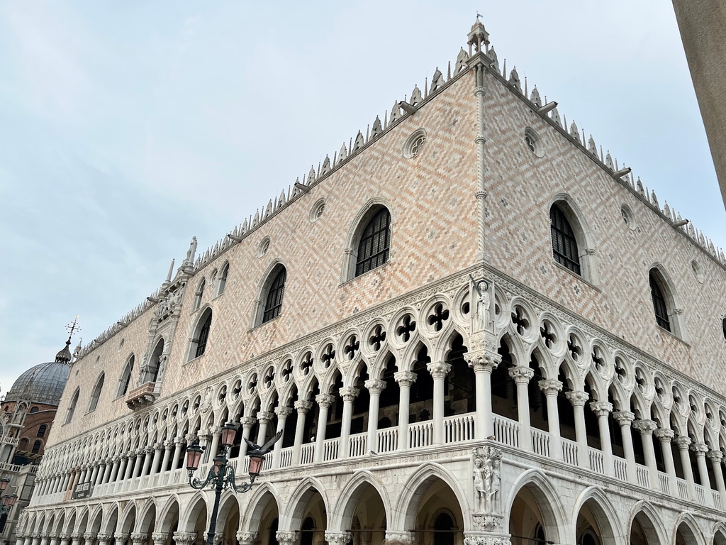 Doge's Palace (Source: Google Maps)