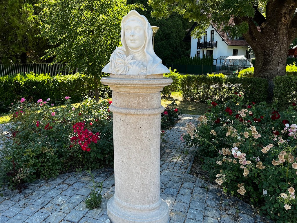 Margit Ruin Garden (Source: Google Maps)