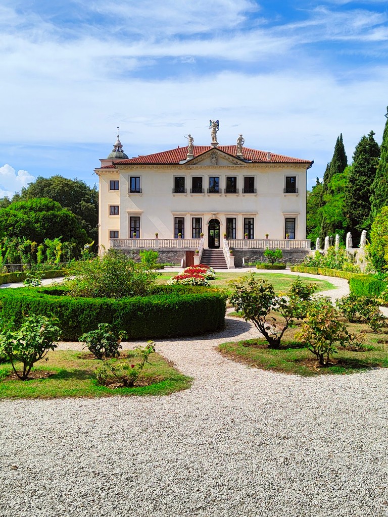 Villa Valmarana ai Nani (Source: Google Maps)