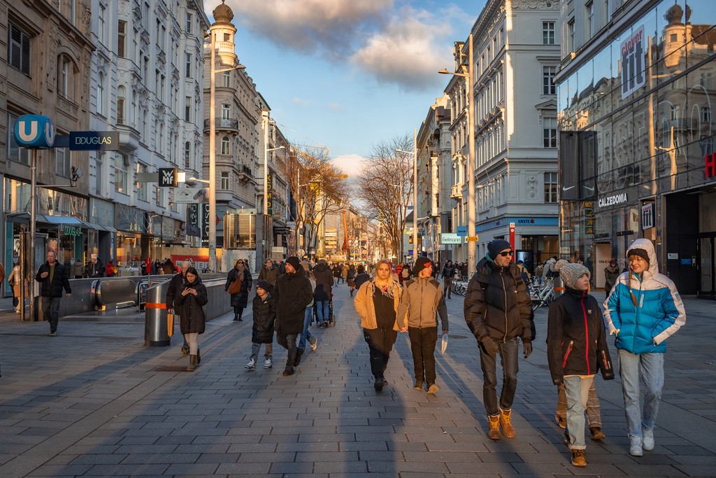 Mariahilfer Straße (Source: Google Maps)