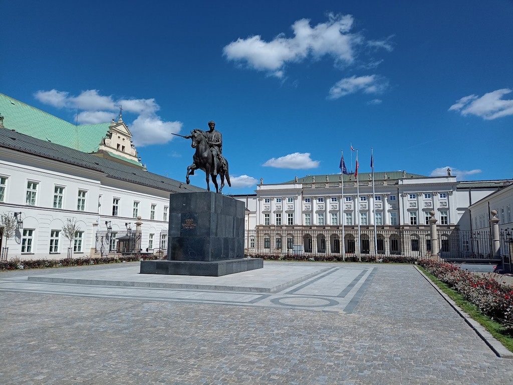 Presidential Palace (Source: Google Maps)