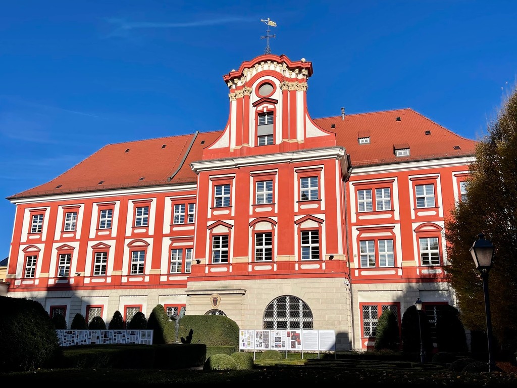 Ossolineum (Ossolineum Library) (Source: Google Maps)