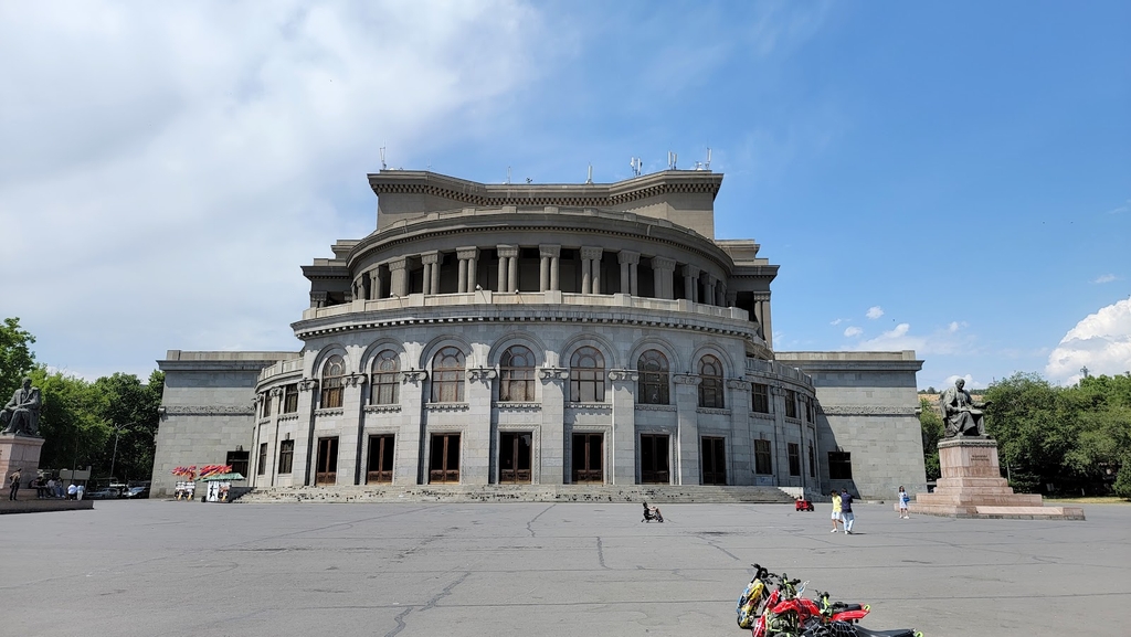 Opera and Ballet Theatre (Source: Google Maps)