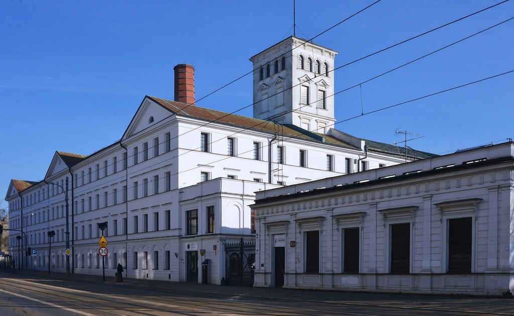 Central Museum of Textiles (Source: Google Maps)