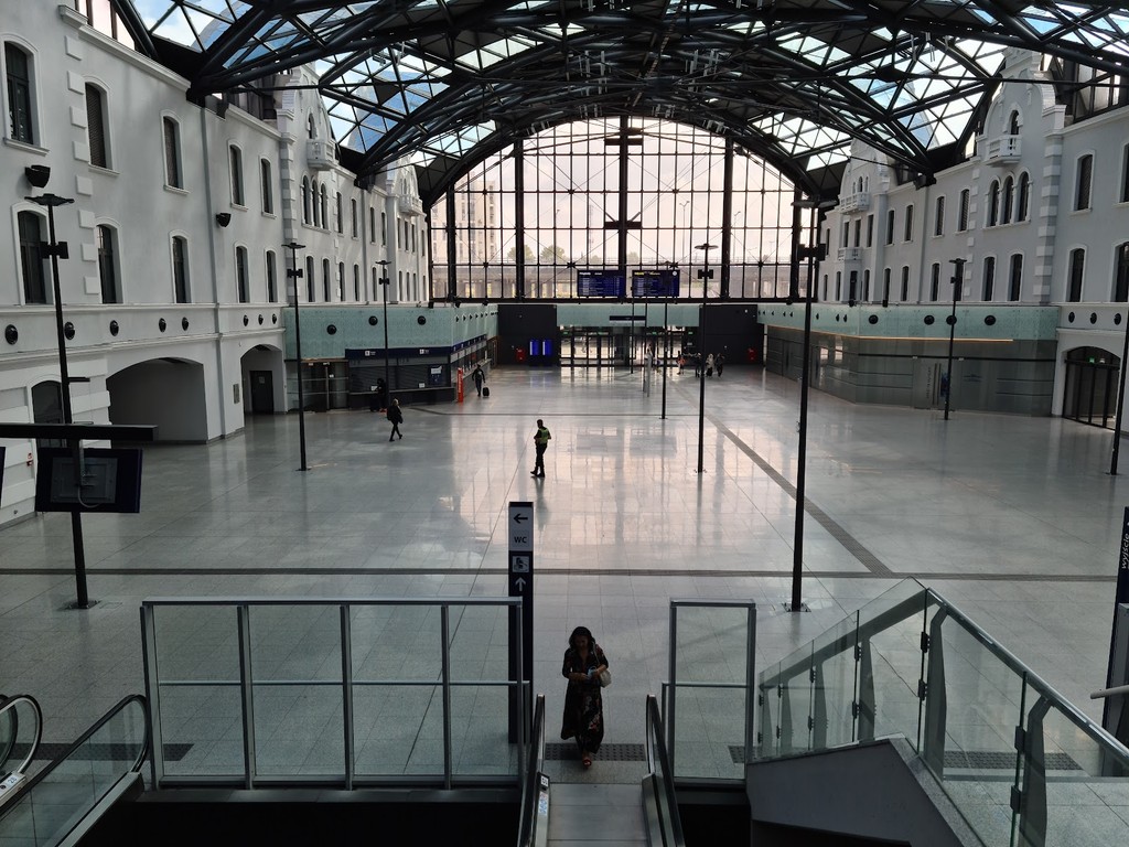 Łódź Fabryczna Railway Station (Source: Google Maps)